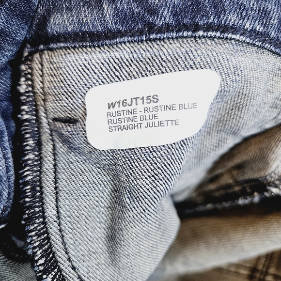 Brockenbow Straight Juliette Jean - Picture 9 of 9